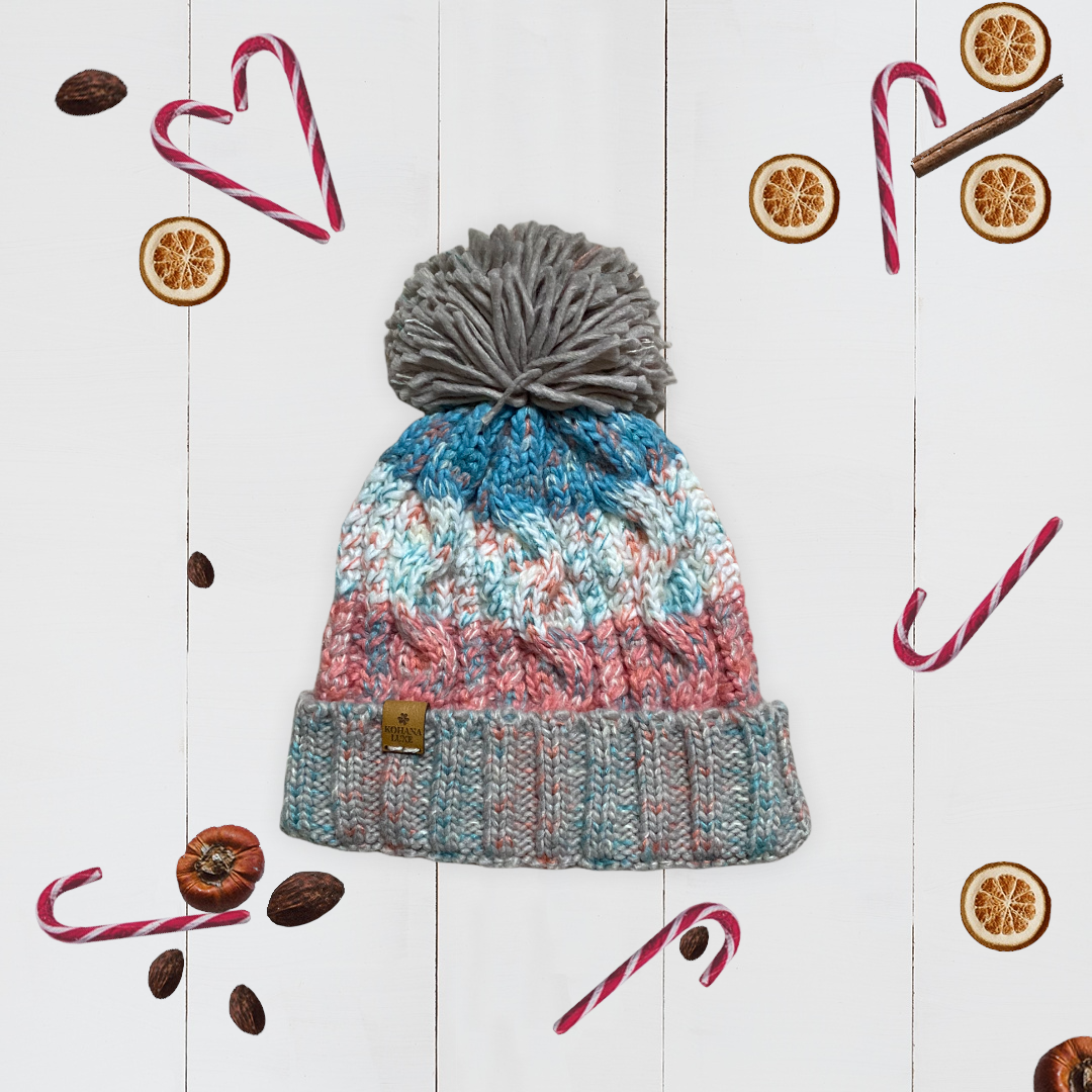 Women’s Corkscrew Pom Pom Beanie